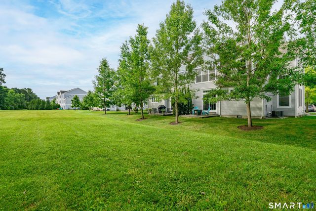 34 Copper Square Drive 34, Bethel, CT 06801