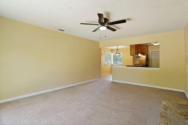 8348 Edgefield Way, Stockton, CA 95209