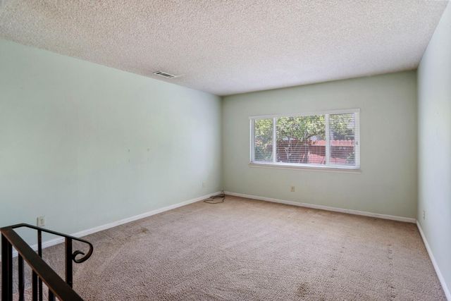 8348 Edgefield Way, Stockton, CA 95209