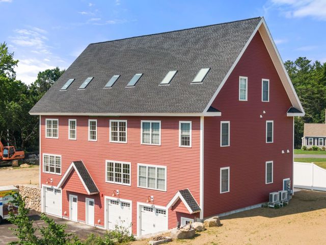 67 Groton Road, Nashua, NH 03062