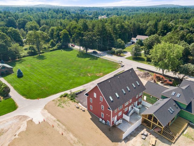 67 Groton Road, Nashua, NH 03062