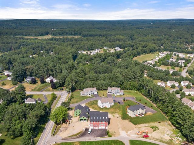 67 Groton Road, Nashua, NH 03062