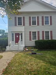 241 N Main Street Upper Unit, Romeo, MI 48065