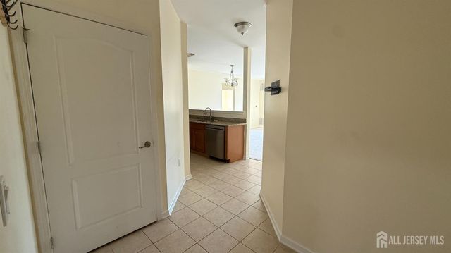 26 Edward Stec Boulevard 2623, Edison, NJ 08837