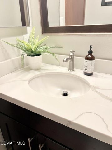 15652 Hillview Lane 17, Granada Hills, CA 91344