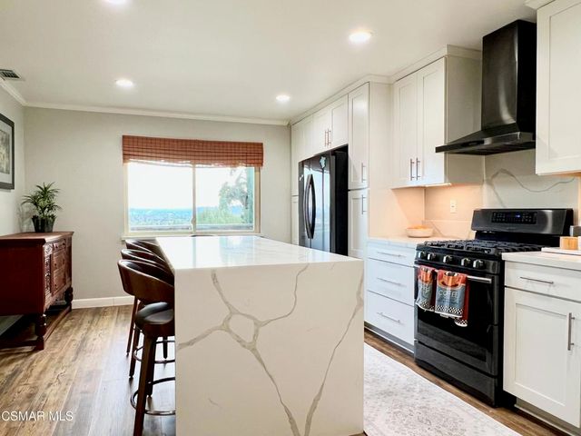 15652 Hillview Lane 17, Granada Hills, CA 91344