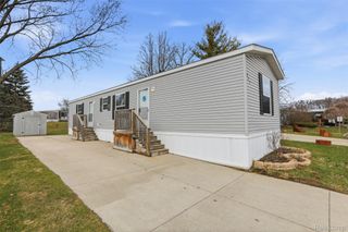 807 Swan Street, Rochester Hills, MI 48309