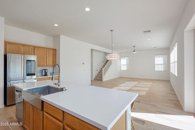 10147 E THUNDERBOLT Avenue, Mesa, AZ 85212