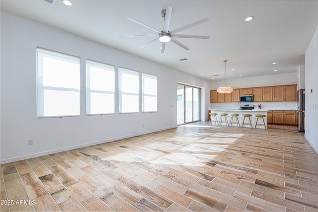 10147 E THUNDERBOLT Avenue, Mesa, AZ 85212