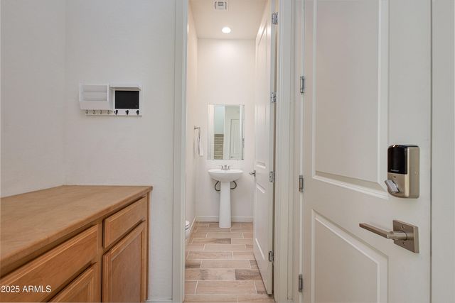 10147 E THUNDERBOLT Avenue, Mesa, AZ 85212