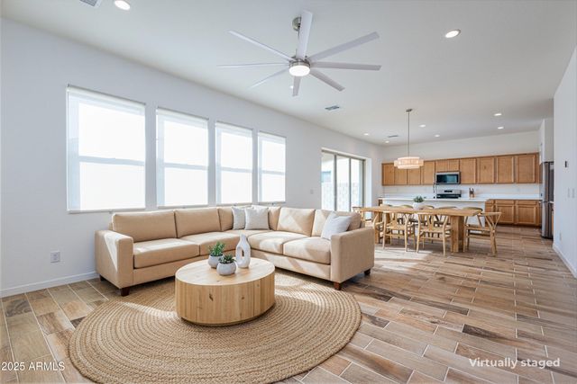 10147 E THUNDERBOLT Avenue, Mesa, AZ 85212