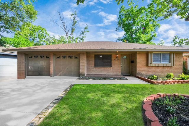 730 Columbia Lane, Deer Park, TX 77536