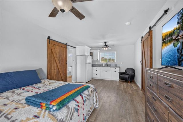 16935 Karen Road, Madera, CA 93636