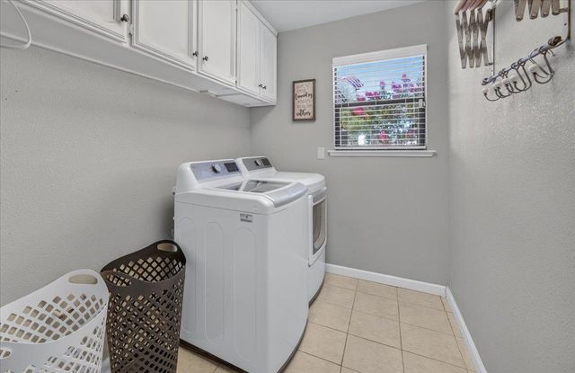 16935 Karen Road, Madera, CA 93636