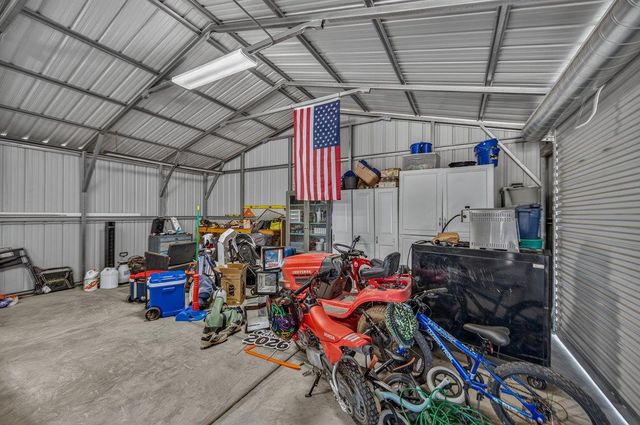 16935 Karen Road, Madera, CA 93636