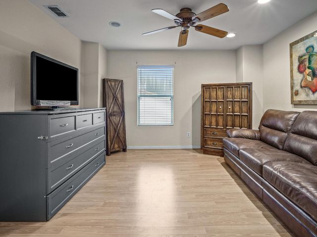 10893 Woolwich Way, Mather, CA 95655