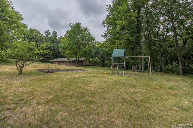 30795 Adair Court, Franklin, MI 48025