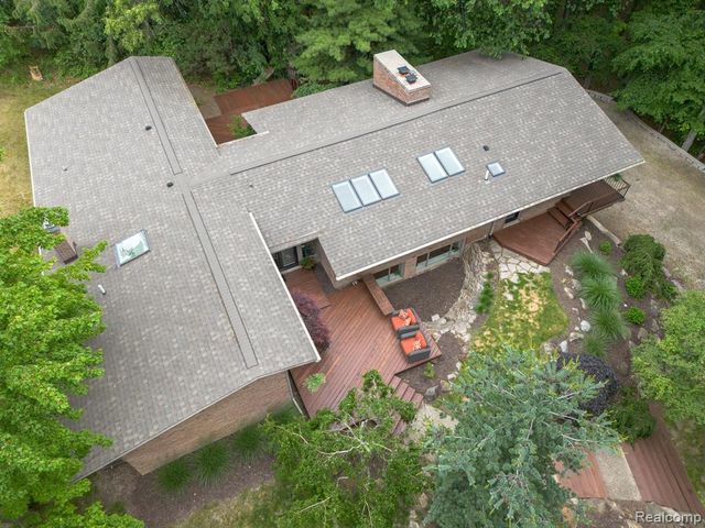 30795 Adair Court, Franklin, MI 48025