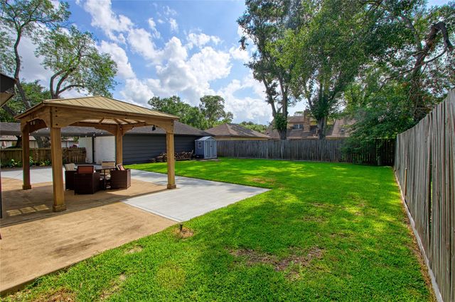 2614 E Pebble Beach Drive, Missouri City, TX 77459