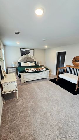 112 Kohn Drive, Millbrook, AL 36054