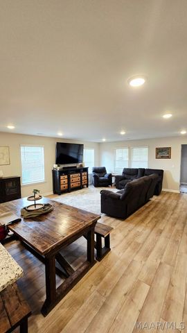 112 Kohn Drive, Millbrook, AL 36054