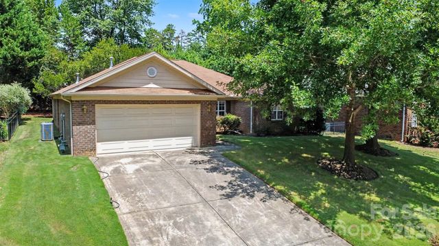 207 Edenshire Court, Indian Trail, NC 28079