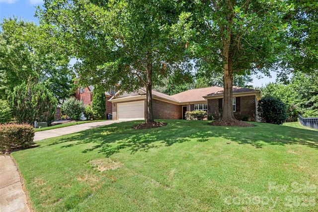 207 Edenshire Court, Indian Trail, NC 28079