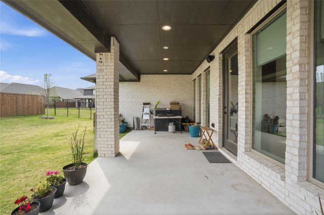 908 Maple Leaf Lane, Haslet, TX 76052
