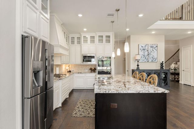 7046 N Savannah Run, Katy, TX 77493