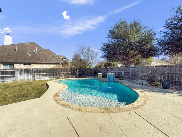349 Lake Livingston DR, Georgetown, TX 78628