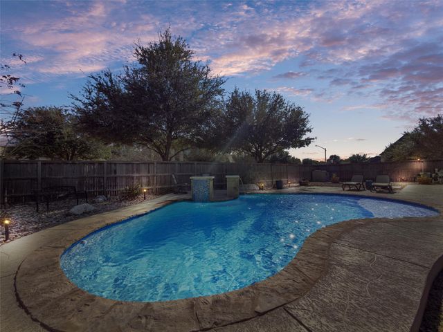 349 Lake Livingston DR, Georgetown, TX 78628