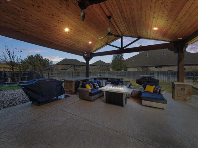 349 Lake Livingston DR, Georgetown, TX 78628