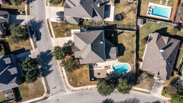 349 Lake Livingston DR, Georgetown, TX 78628