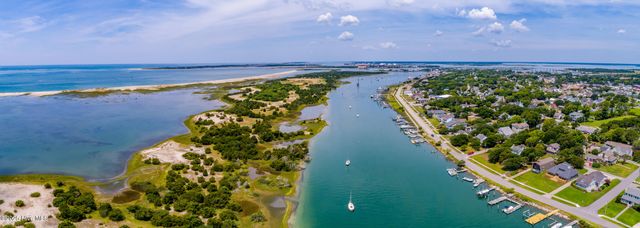 805 Mulberry Street Unit 203, Beaufort, NC 28516