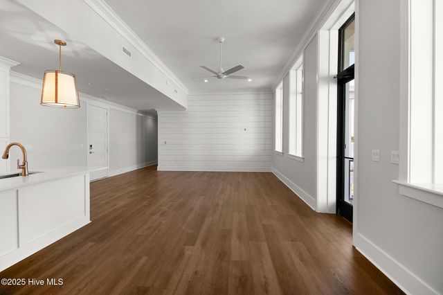 805 Mulberry Street Unit 203, Beaufort, NC 28516