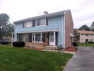 26 Mcgarity Road 81-1, Park Forest, IL 60466