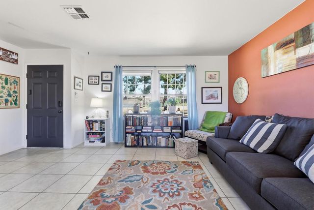 7526 Apache Trail, Yucca Valley, CA 92284