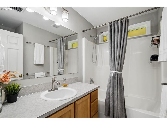 2615 MIMI St, Eugene, OR 97404