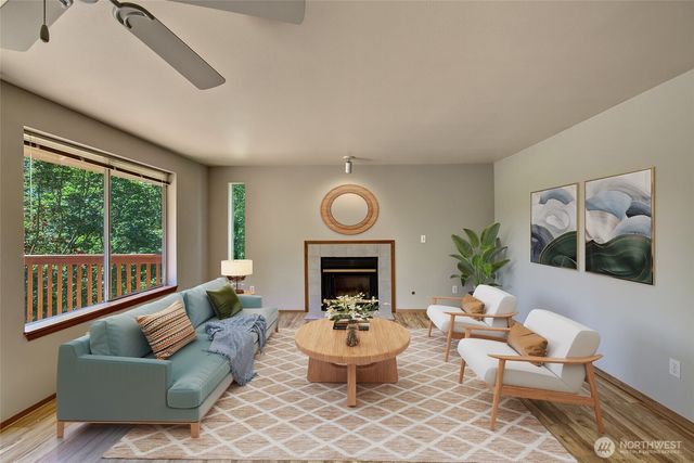 4026 205th Place SW, Lynnwood, WA 98036