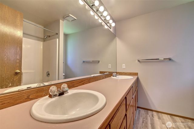 4026 205th Place SW, Lynnwood, WA 98036
