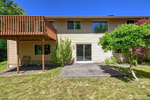 4026 205th Place SW, Lynnwood, WA 98036
