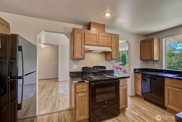 4026 205th Place SW, Lynnwood, WA 98036
