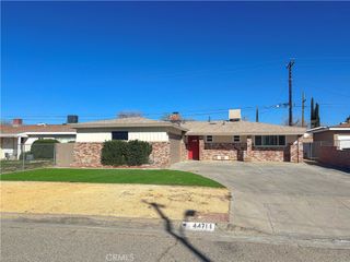 44714 2nd E, Lancaster, CA 93535