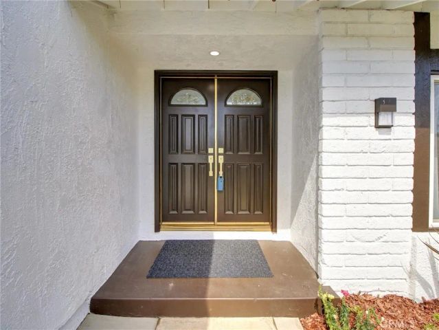 1675 E Cyrene, Carson, CA 90746