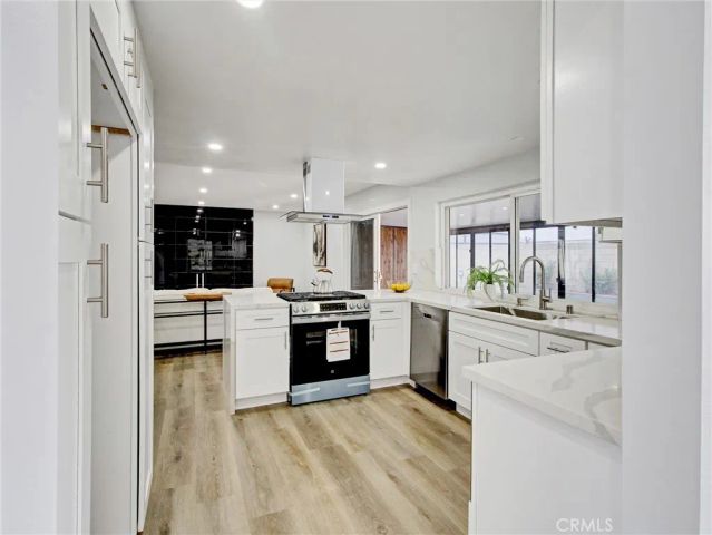 1675 E Cyrene, Carson, CA 90746