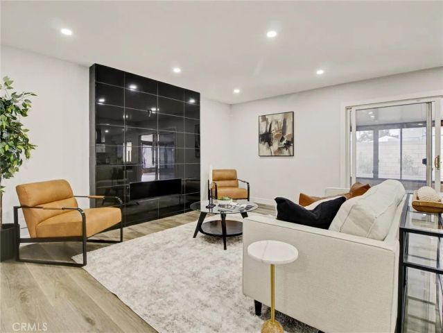 1675 E Cyrene, Carson, CA 90746