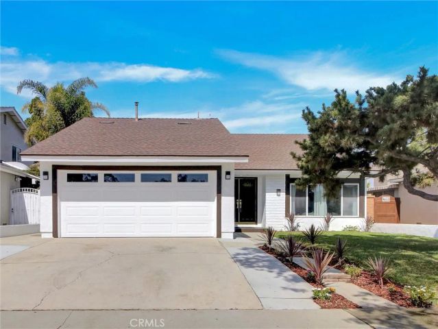 1675 E Cyrene, Carson, CA 90746