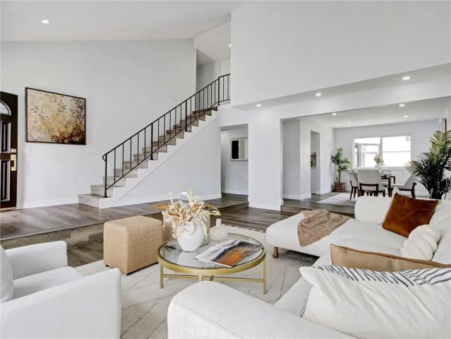 1675 E Cyrene, Carson, CA 90746