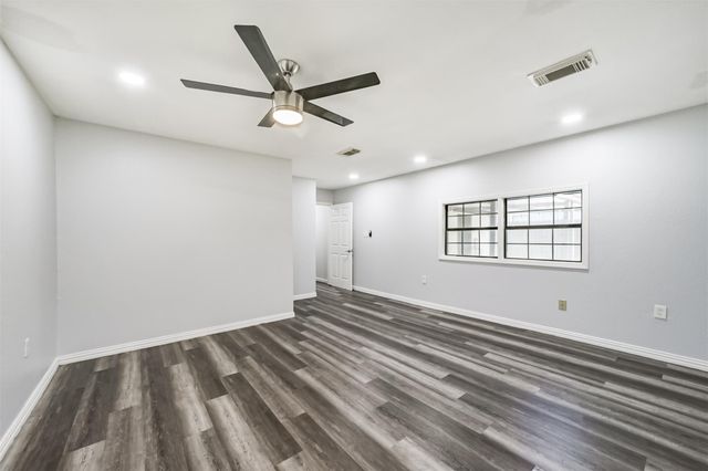1206 Layton Street, Baytown, TX 77520