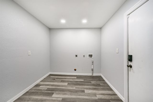 1206 Layton Street, Baytown, TX 77520